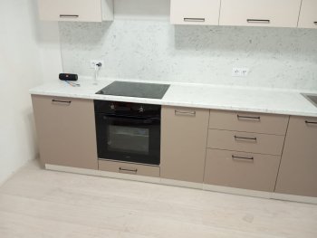 Кухонный гарнитур высокий Латте 3000 мм, Стол. 38 мм в Нижнем Тагиле - nizhnij-tagil.mebel-e96.ru