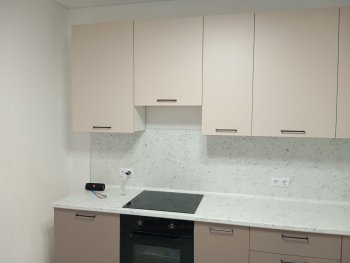 Кухонный гарнитур высокий Латте 3000 мм, Стол. 26 мм в Нижнем Тагиле - nizhnij-tagil.mebel-e96.ru